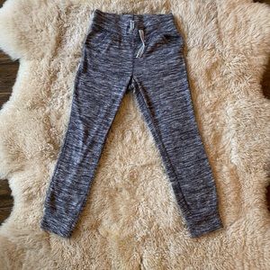 I am selling a jogging pants.